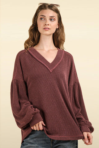 VERY J - NT11946-Two Tone Otto Ribbed V-Neck Oversized Knit Top: WINE / S-M-L/2-2-2