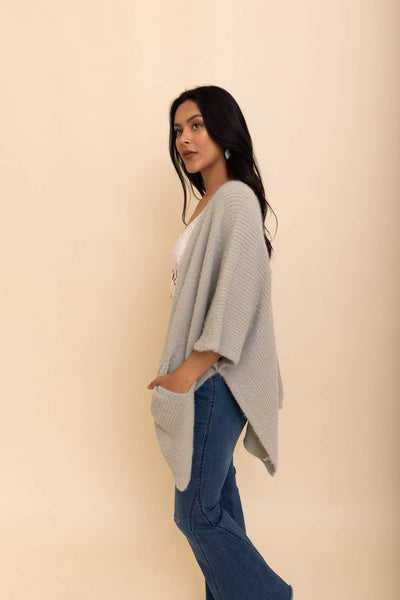 Leto Accessories - Chic Boucle Cozy Cardigan Poncho – Perfect for Fall & Winter: Ivory