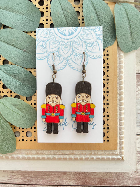 Seasideblooms - Nutcracker hand painted lightweight maple wood 
