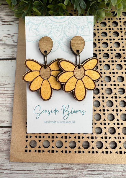 Seasideblooms -  flower hand painted lightweight maple wood earring