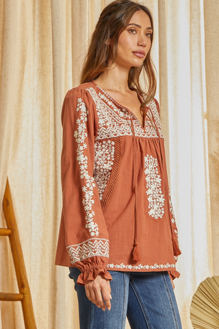 Andrée by Unit - Embroidered Tunic Top T12142-1